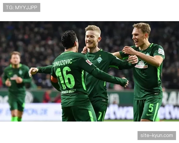 官方：沃尔夫斯堡与中场大将阿诺德续约至2028年